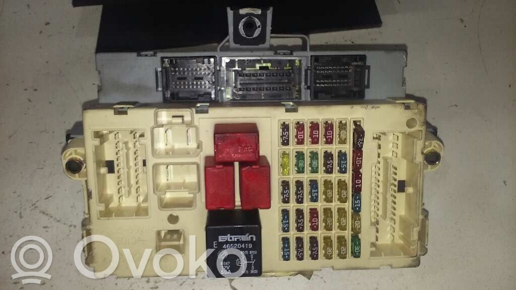 Fiat Stilo Katvealueen valvonnan ohjainlaite (BSM) 