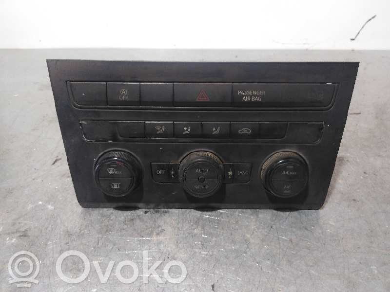 Seat Leon (5F) Climate control unit 