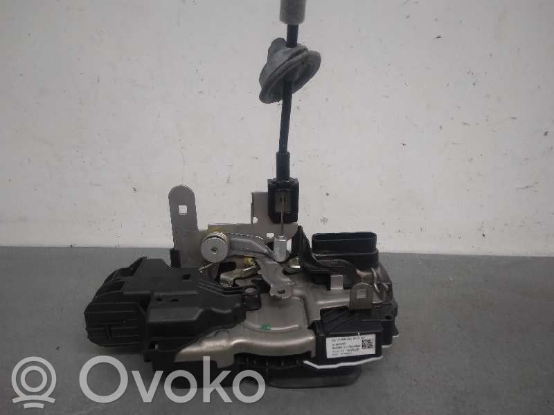 Volvo V40 Zamek drzwi tylnych 