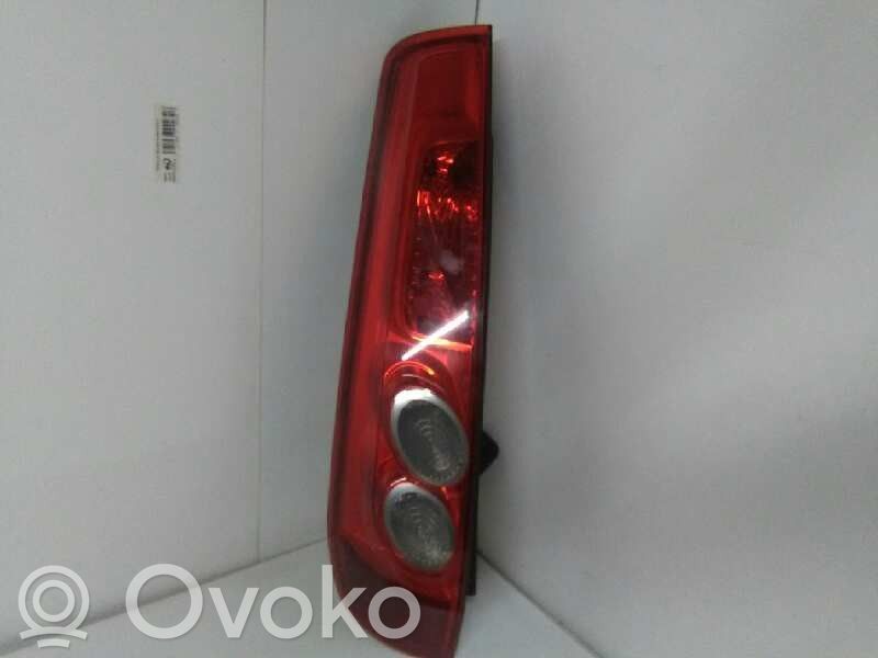 Luz trasera/de freno   3P
