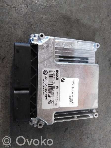 Variklio valdymo blokas   7807828,0281013537