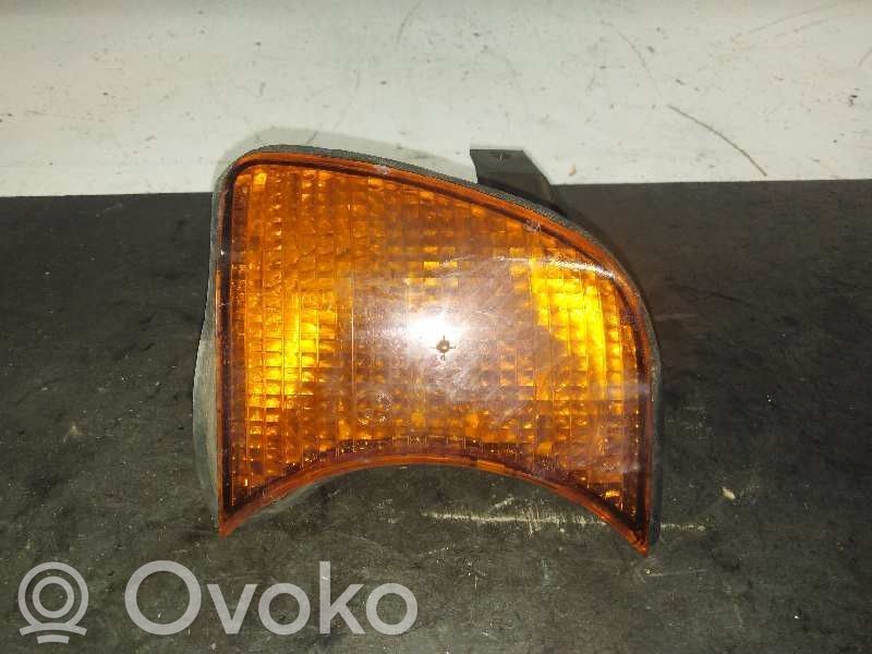 BMW 5 E34 Indicatore di direzione anteriore 