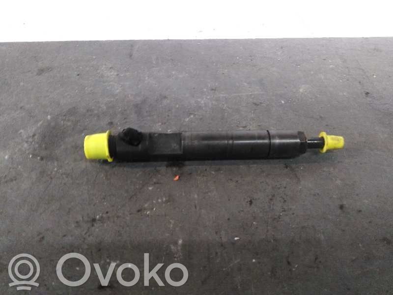 Ford Focus Fuel injector 