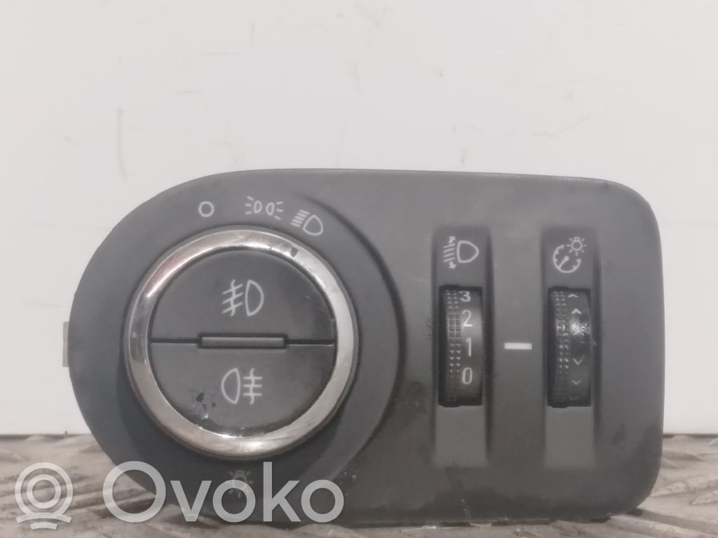 Opel Corsa E Przycisk / Pokrętło regulacji oświetlenia deski rozdzielczej 