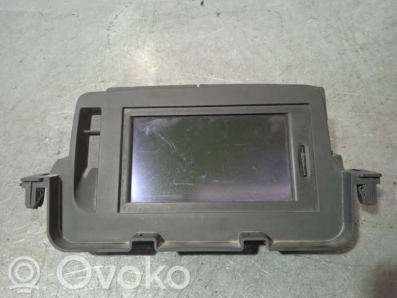 Renault Megane III Panel / Radioodtwarzacz CD/DVD/GPS 