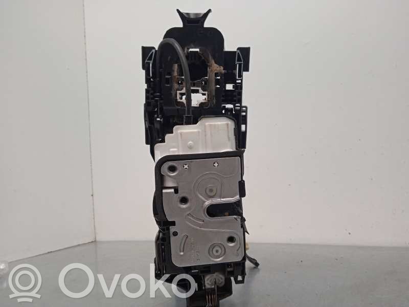 Volvo V40 Zamek drzwi tylnych 