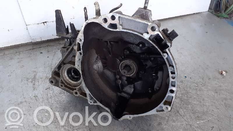 Manualna 5-biegowa skrzynia biegów   JHQCG,B148792KM,5V