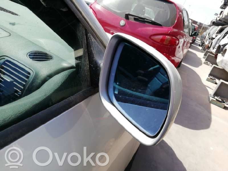 Audi A3 S3 8L Front door electric wing mirror 