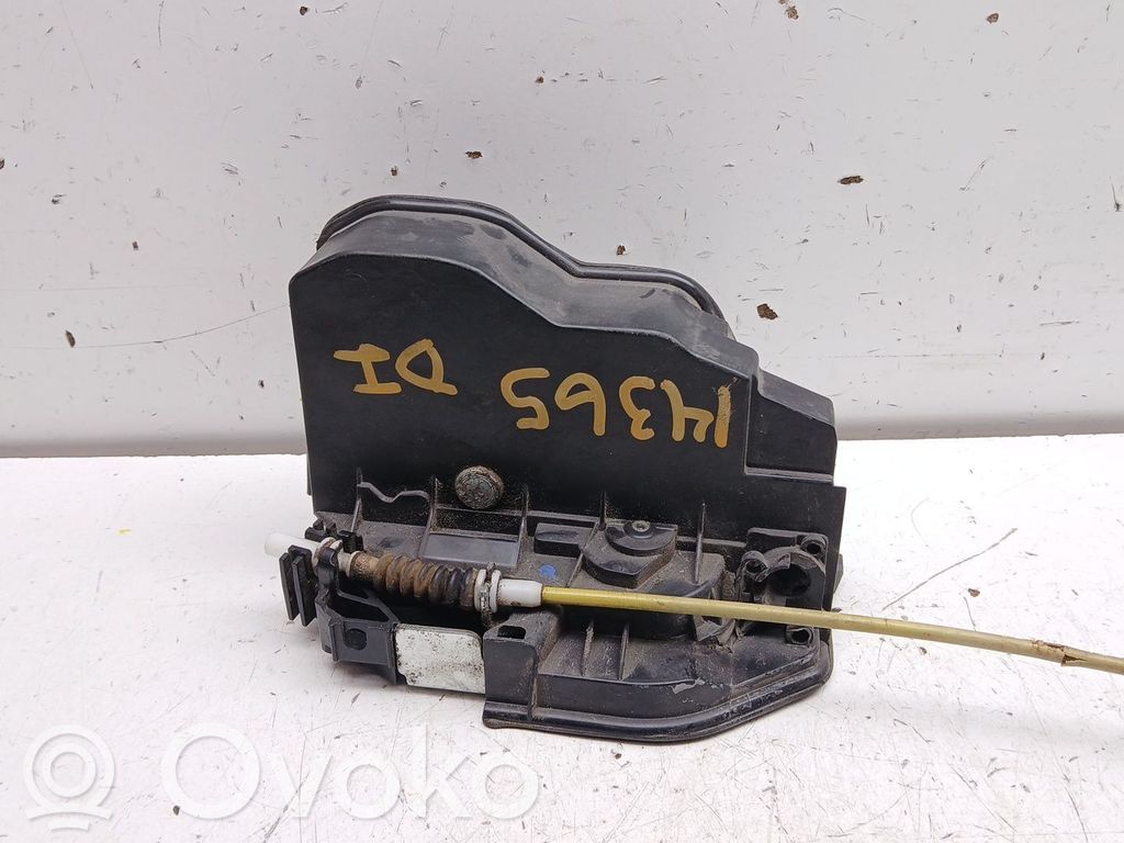 Priekšpusē slēdzene   7229461,5PINS