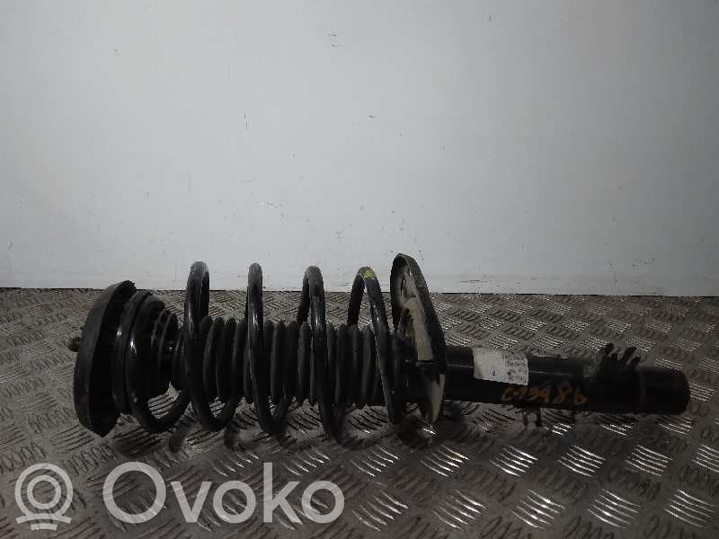 Citroen C3 Etuiskunvaimennin kierrejousella 