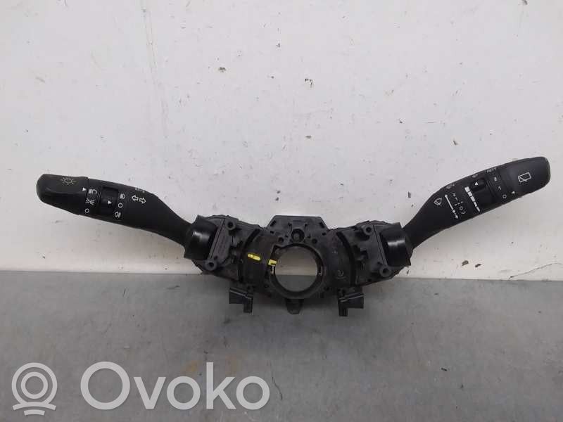 Hyundai i20 (GB IB) Przyciski multifunkcyjne 