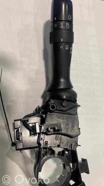 Panel lighting control switch   17F653,173832,12611