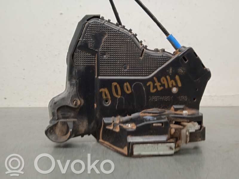 Etuoven lukko   4PINS