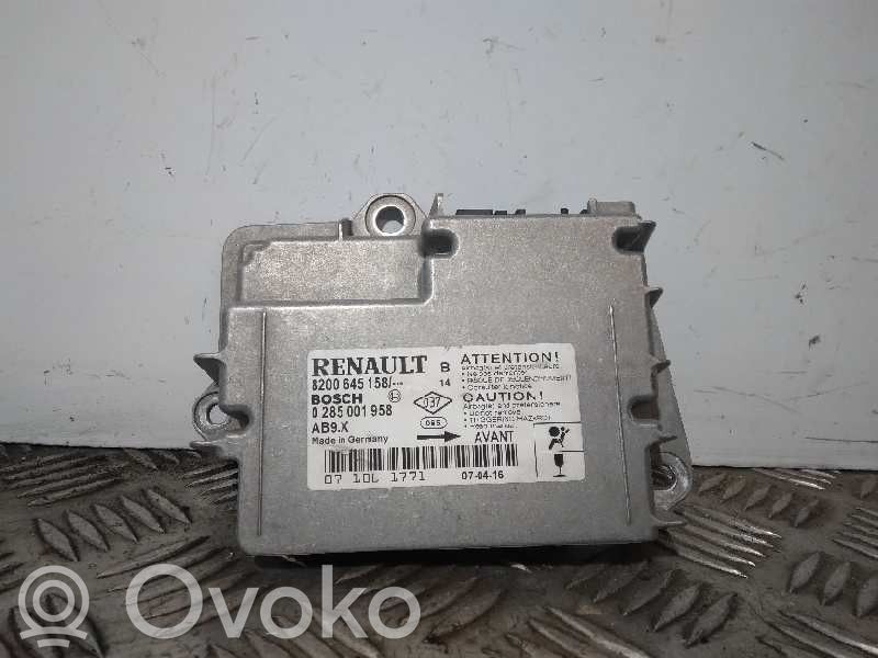 Renault Clio II Unitate/modul de comandă airbaguri 
