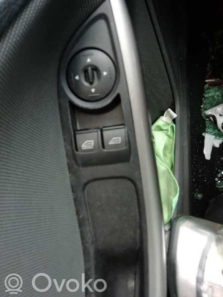 Ford Focus Interruptor del elevalunas eléctrico 