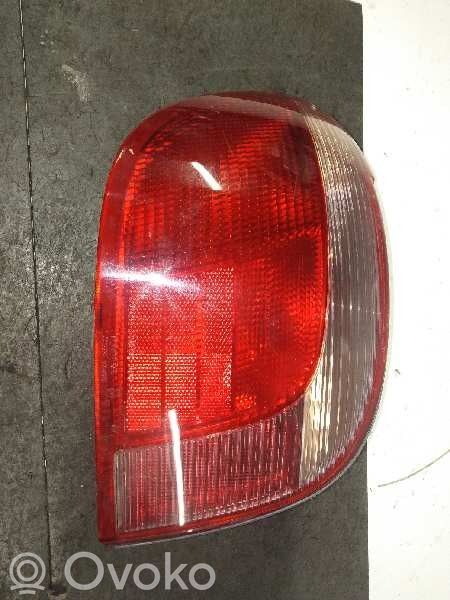 Lampa tylna   815600D010