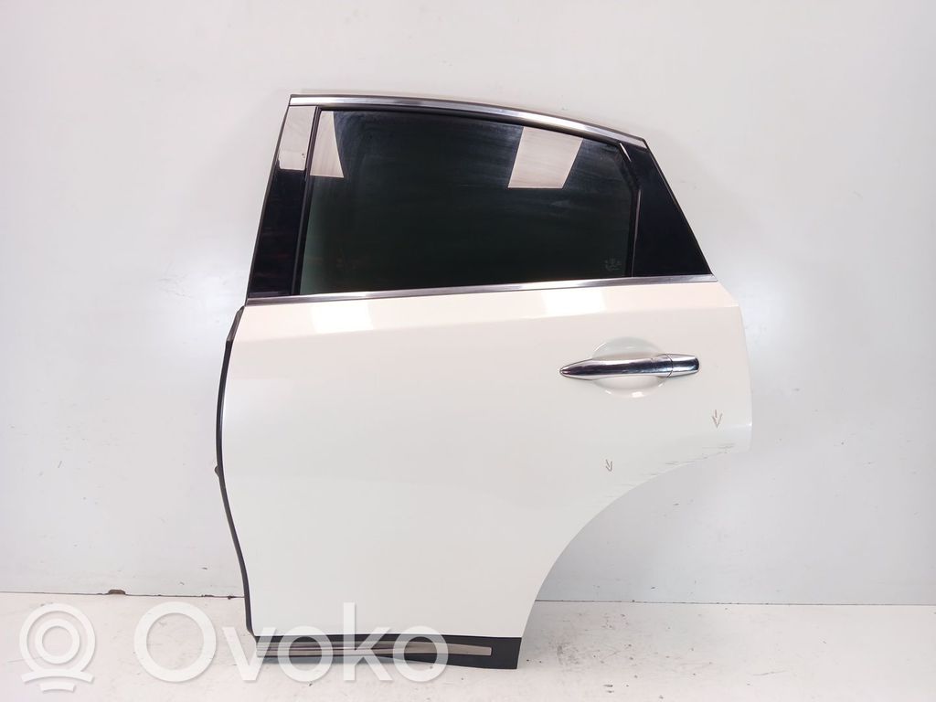Infiniti QX70 S51 Puerta trasera 