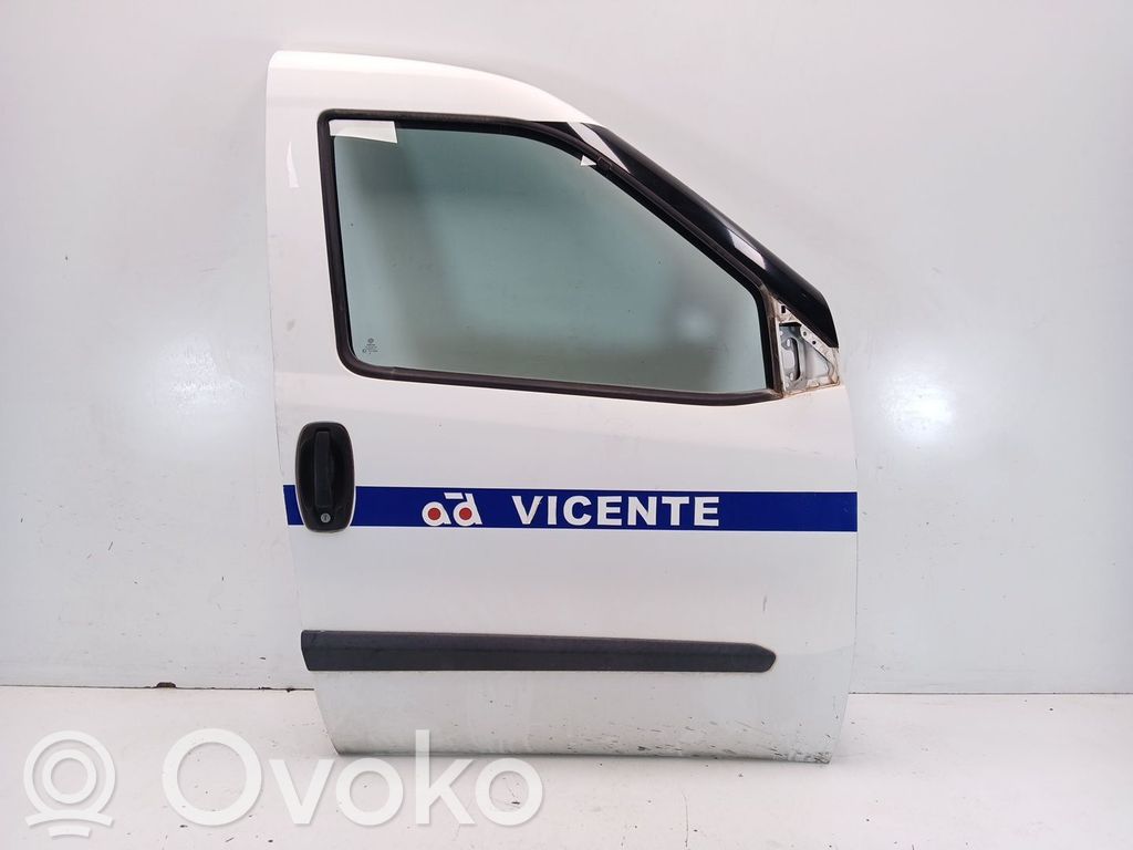 Opel Combo D Puerta delantera 