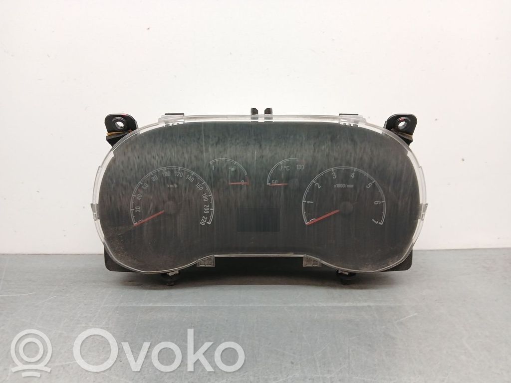 Opel Combo D Speedometer (instrument cluster) 