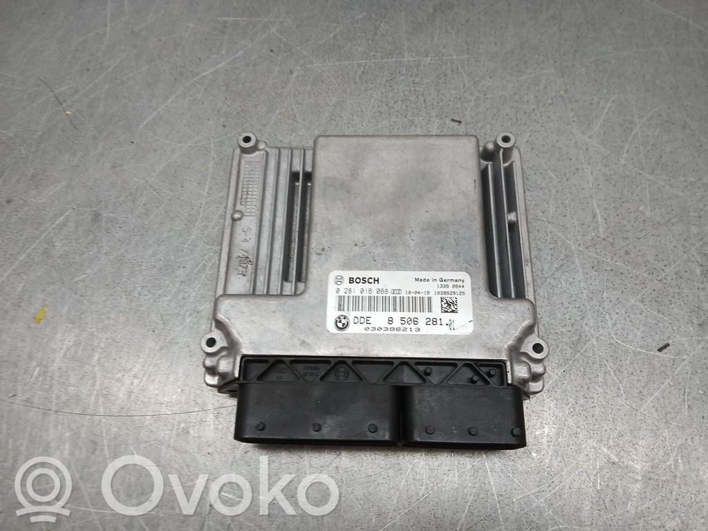 BMW 1 E81 E87 Unitate/modul de control motor 