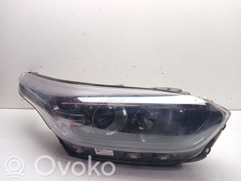 KIA Ceed Headlight/headlamp 