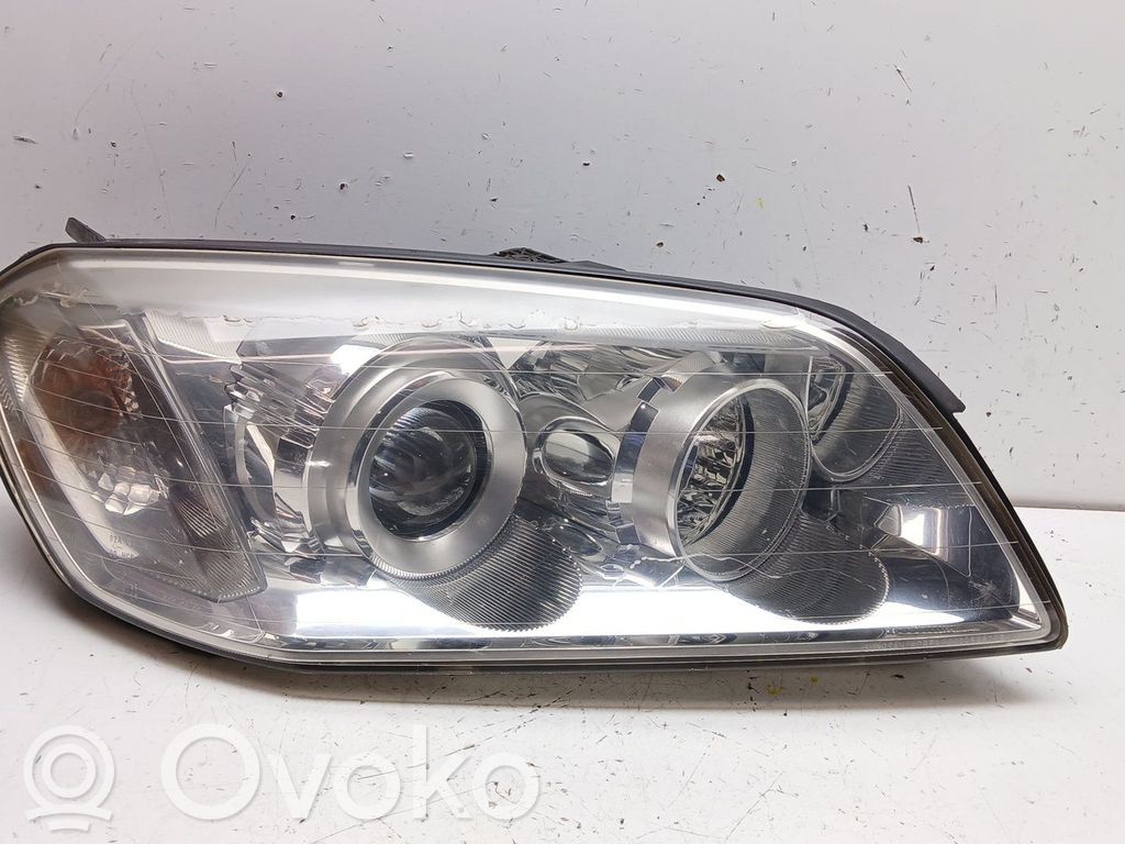 Chevrolet Captiva Scheinwerfer 