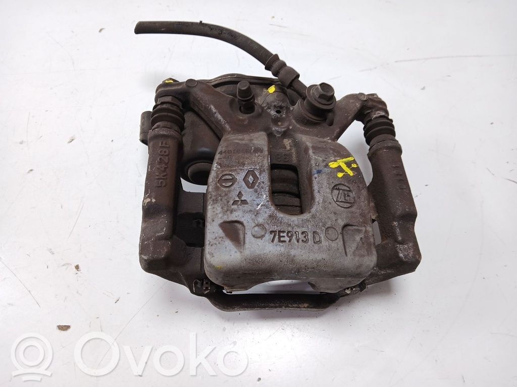 Nissan Qashqai Задний суппорт 