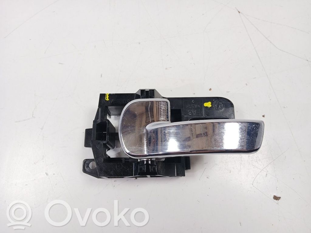 Nissan Qashqai+2 Manecilla interna puerta trasera