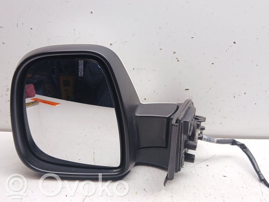 Opel Combo E Front door electric wing mirror 