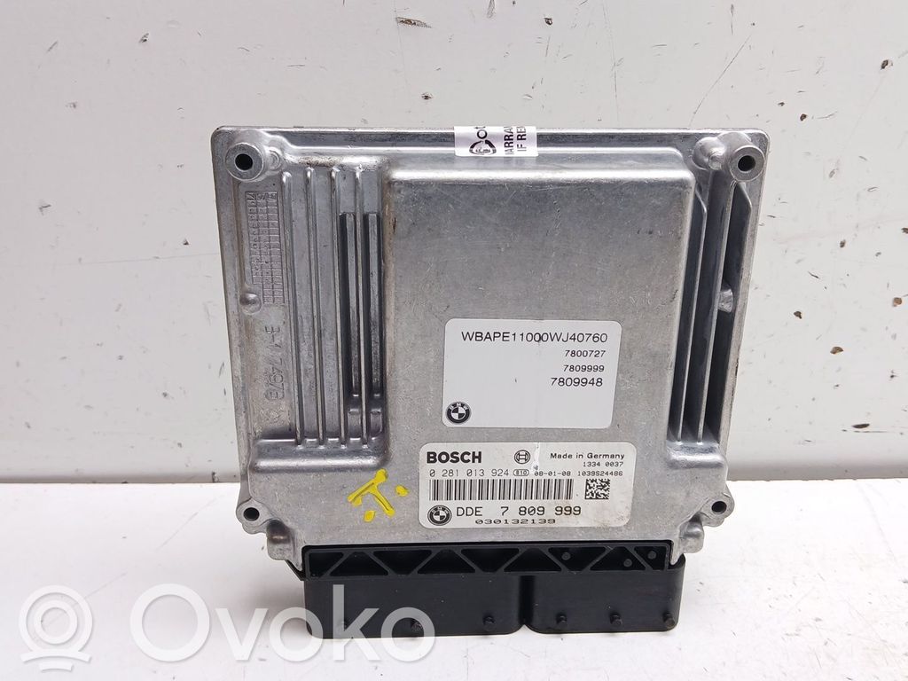 BMW X3 E83 Variklio valdymo blokas 