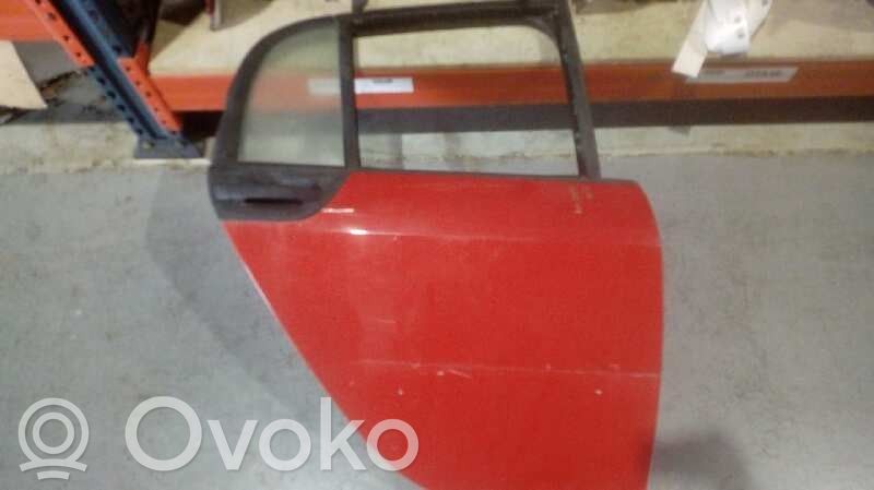 Aizmugurējās durvis   ROJO,RAYADA