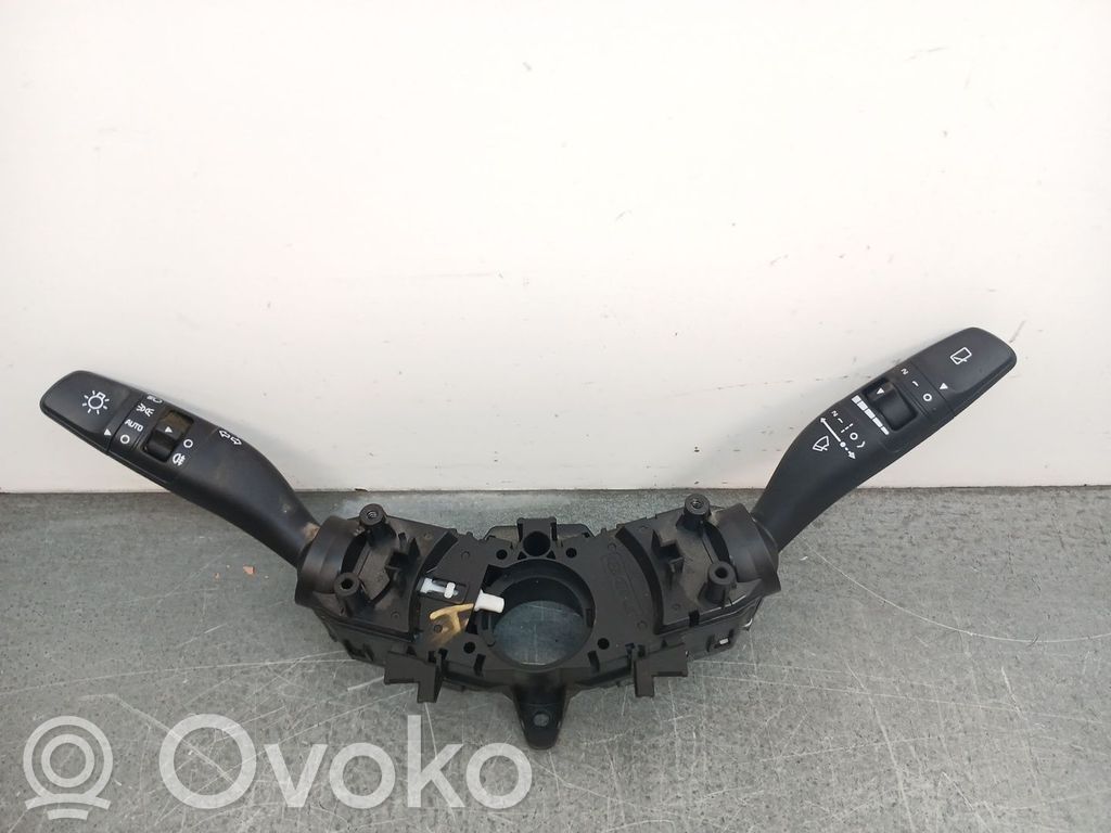 KIA Rio Interruptor de control multifunción 