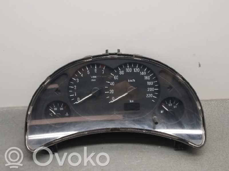 Opel Corsa C Vitezometru (grup de instrumente) 