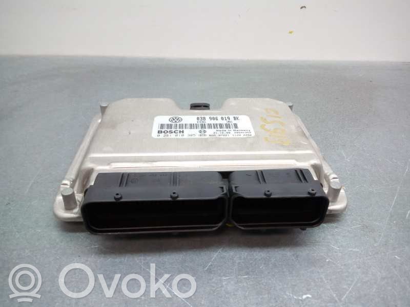 Volkswagen Passat Alltrack Unitate/modul de control motor 