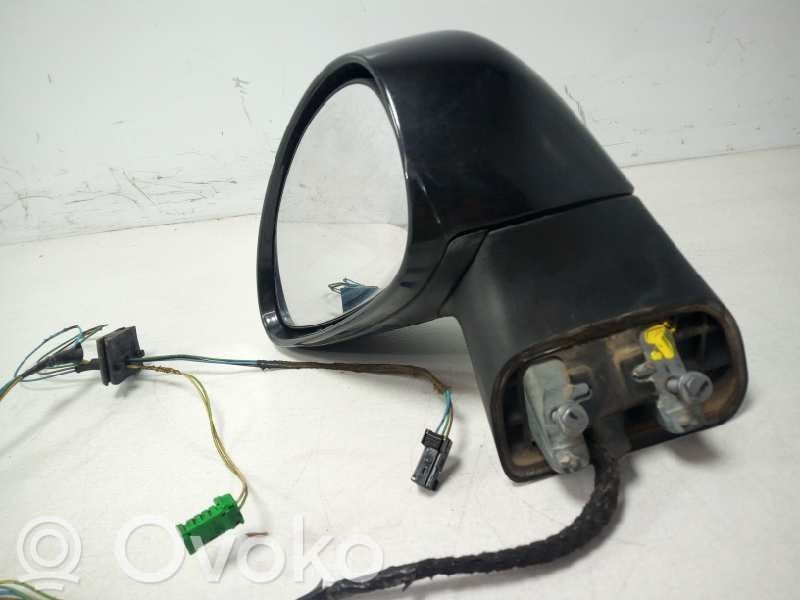 Citroen C4 I Picasso Front door electric wing mirror 