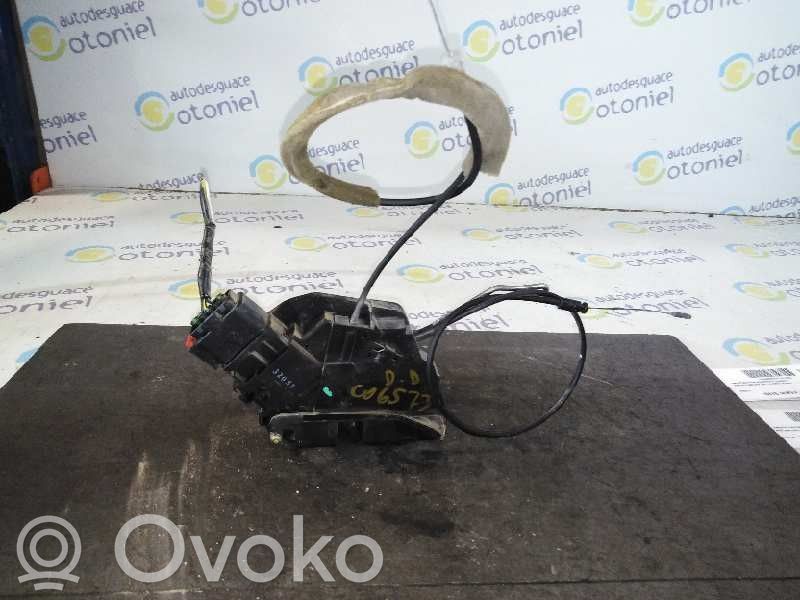 Etuoven lukko   4CABLES