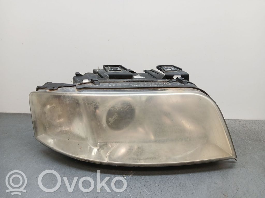Audi A6 Allroad C5 Headlight/headlamp 