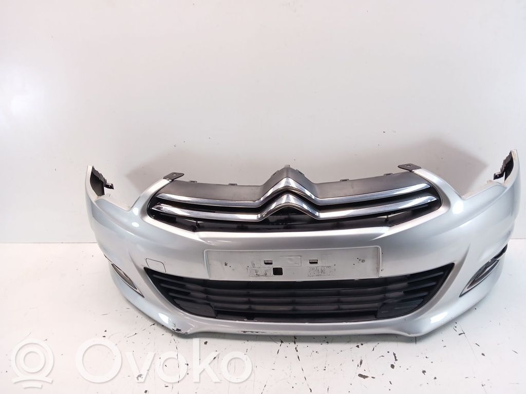 Citroen C4 II Picasso Parachoques delantero 