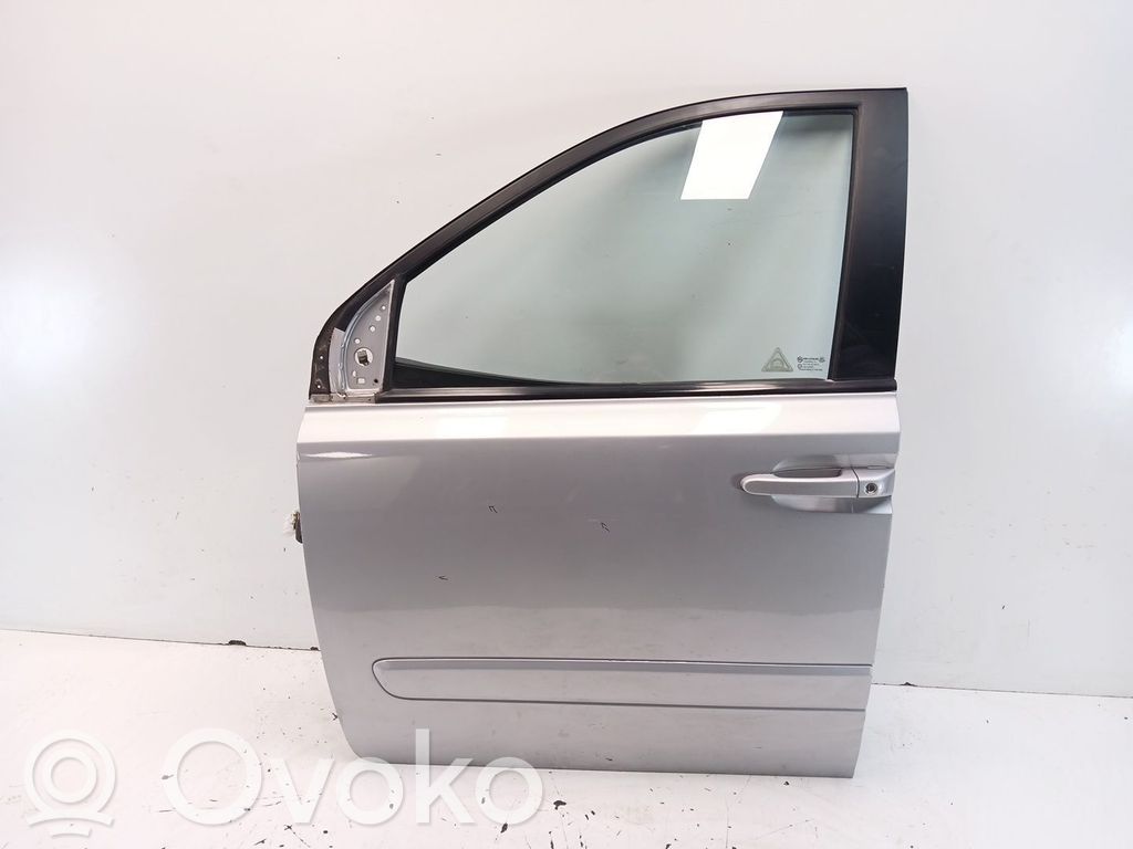 Puerta delantera   760034D010