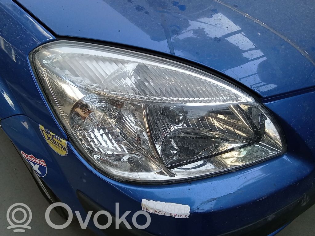 KIA Rio Faro/fanale