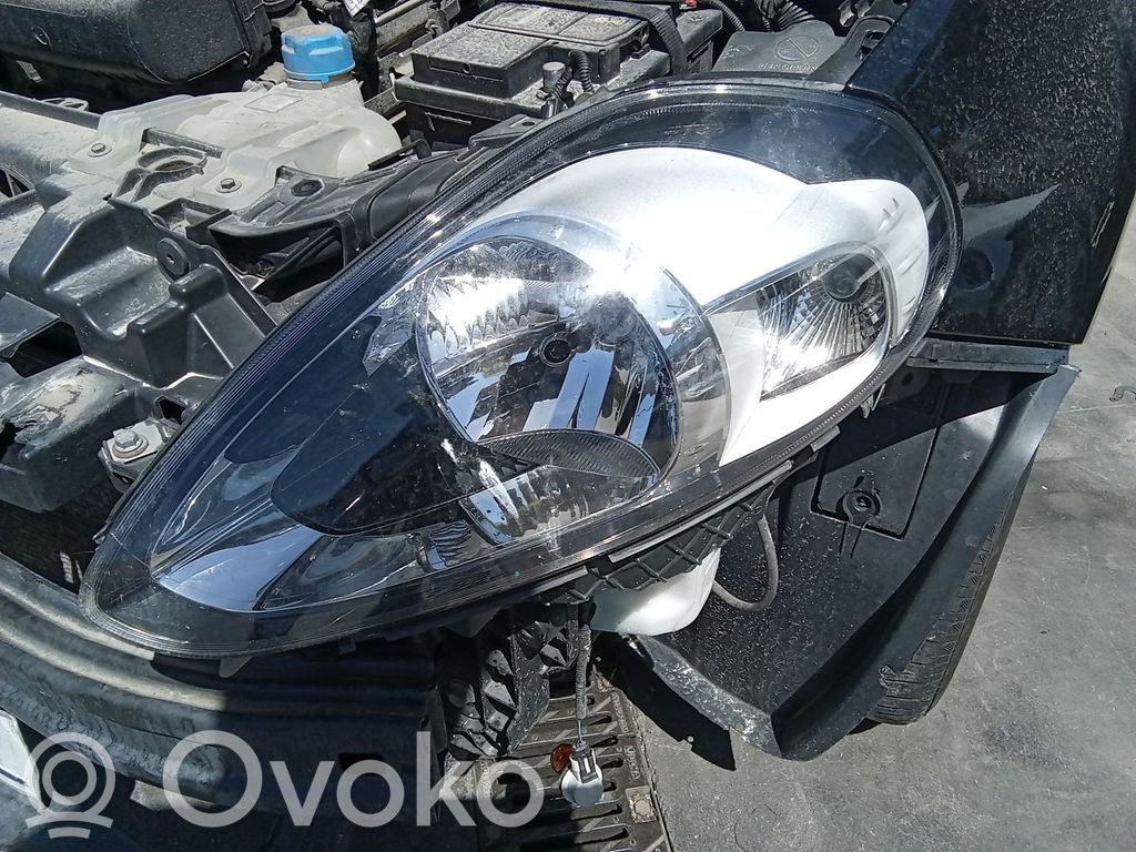Fiat Punto Evo Far 
