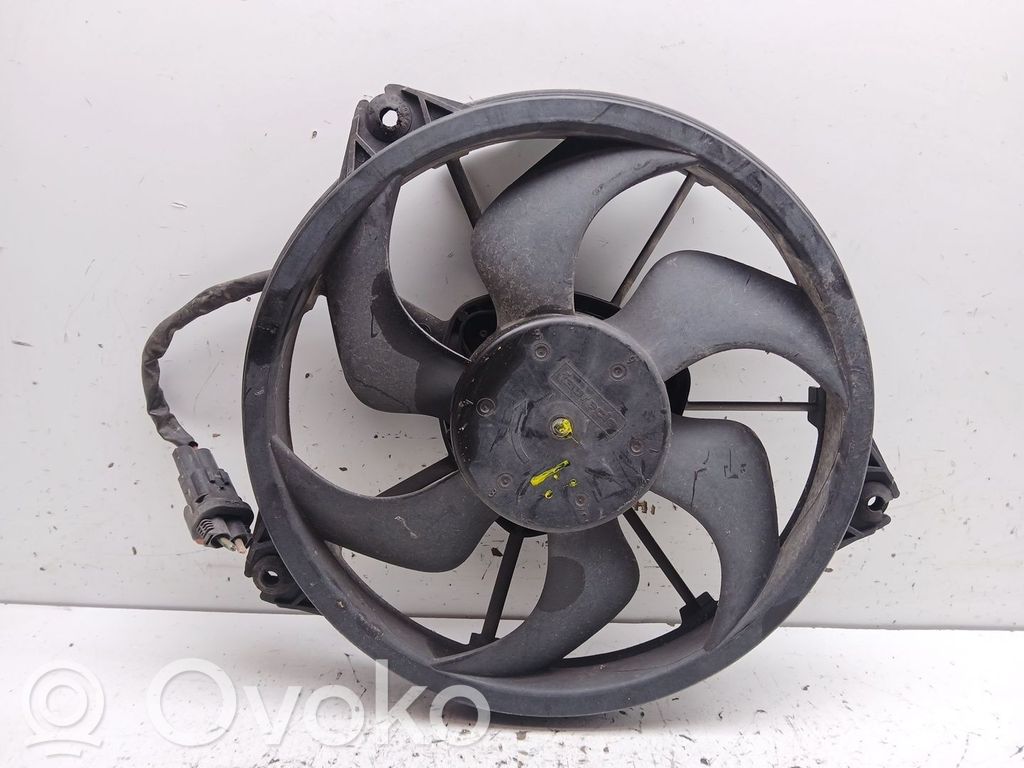 Peugeot Expert Elektrisks radiatoru ventilators 