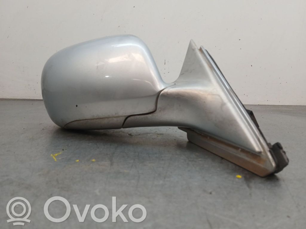 Audi A3 S3 8L Etuoven sähköinen sivupeili 