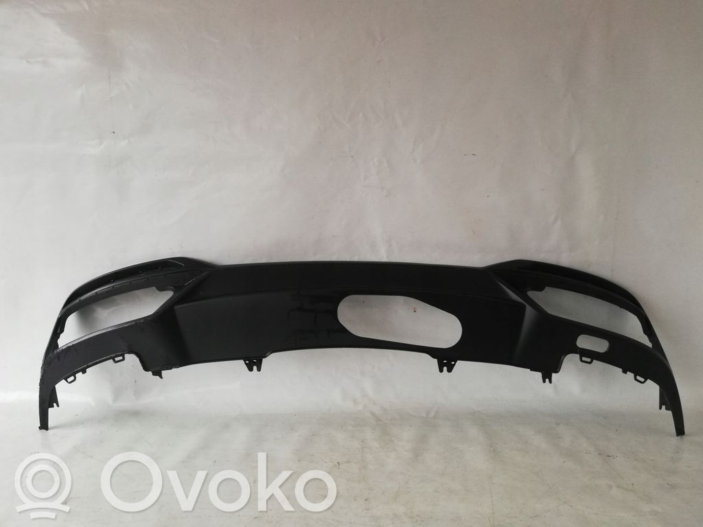 Audi A4 S4 B9 8W Takapuskurin alaosan lista 
