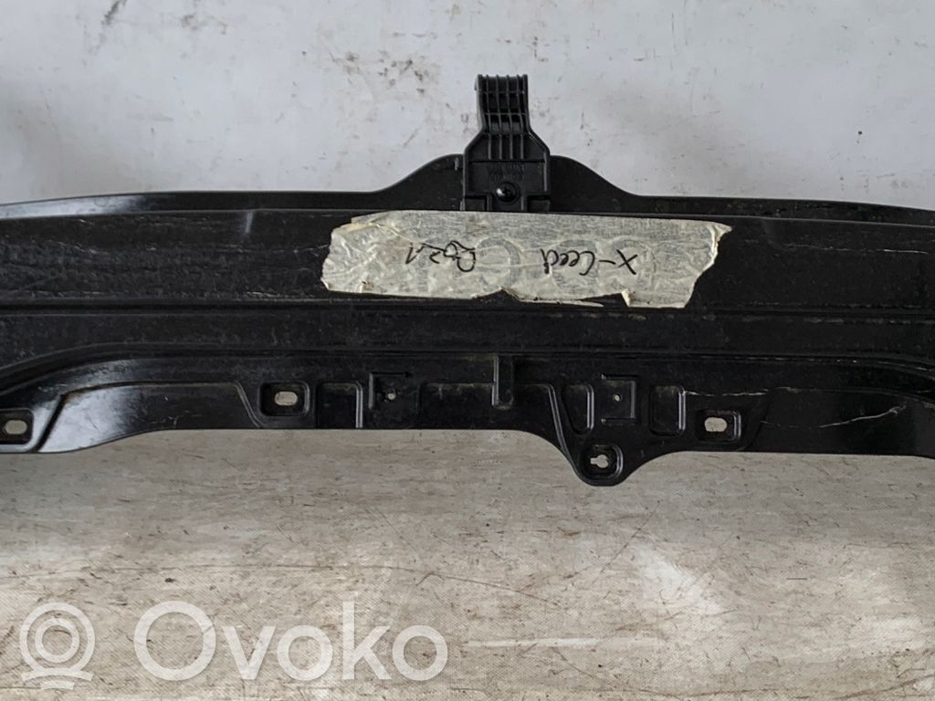 KIA Xceed Takapuskurin poikittaistuki 
