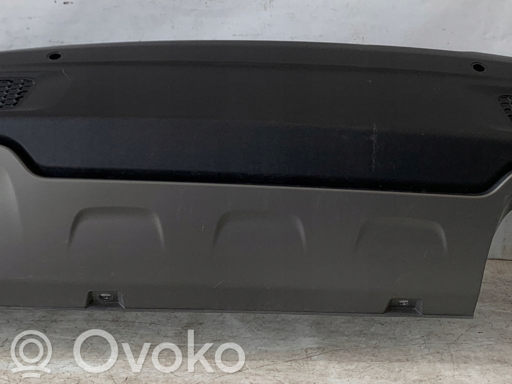 Jeep Renegade Moldura inferior del parachoques trasero 