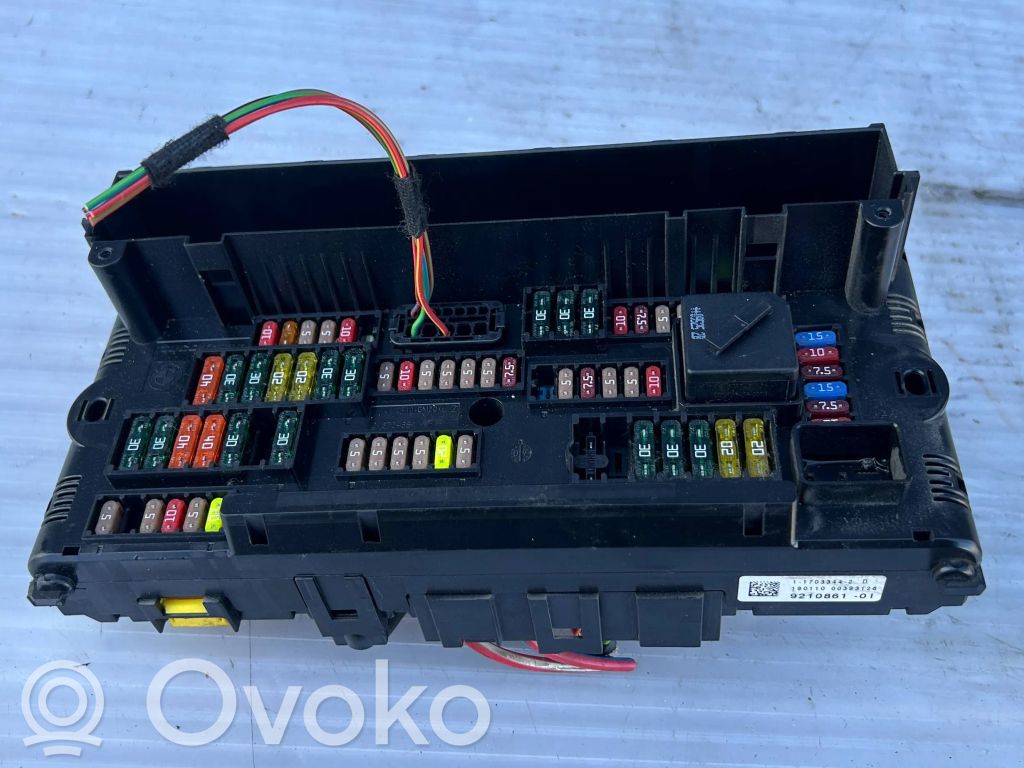 BMW 7 F01 F02 F03 F04 Sulakemoduuli 