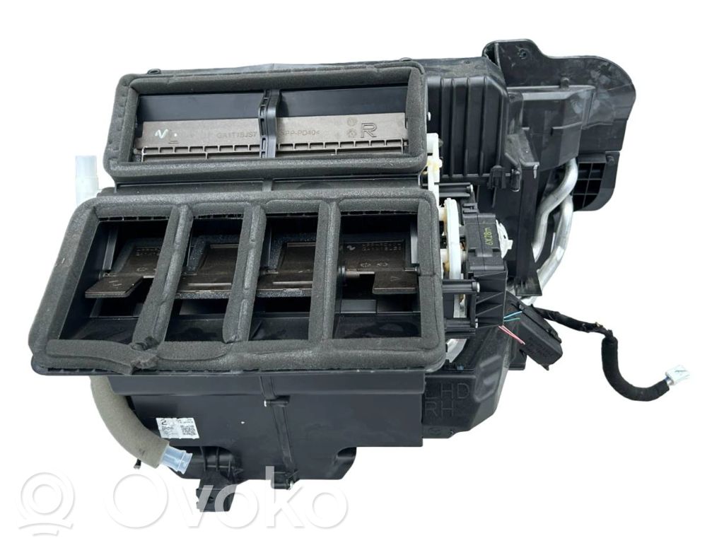 Mazda 3 III Interior heater climate box assembly 