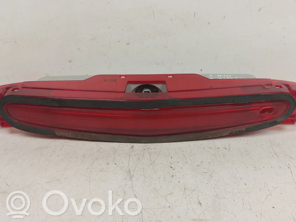 Mazda 3 II Third/center stoplight 