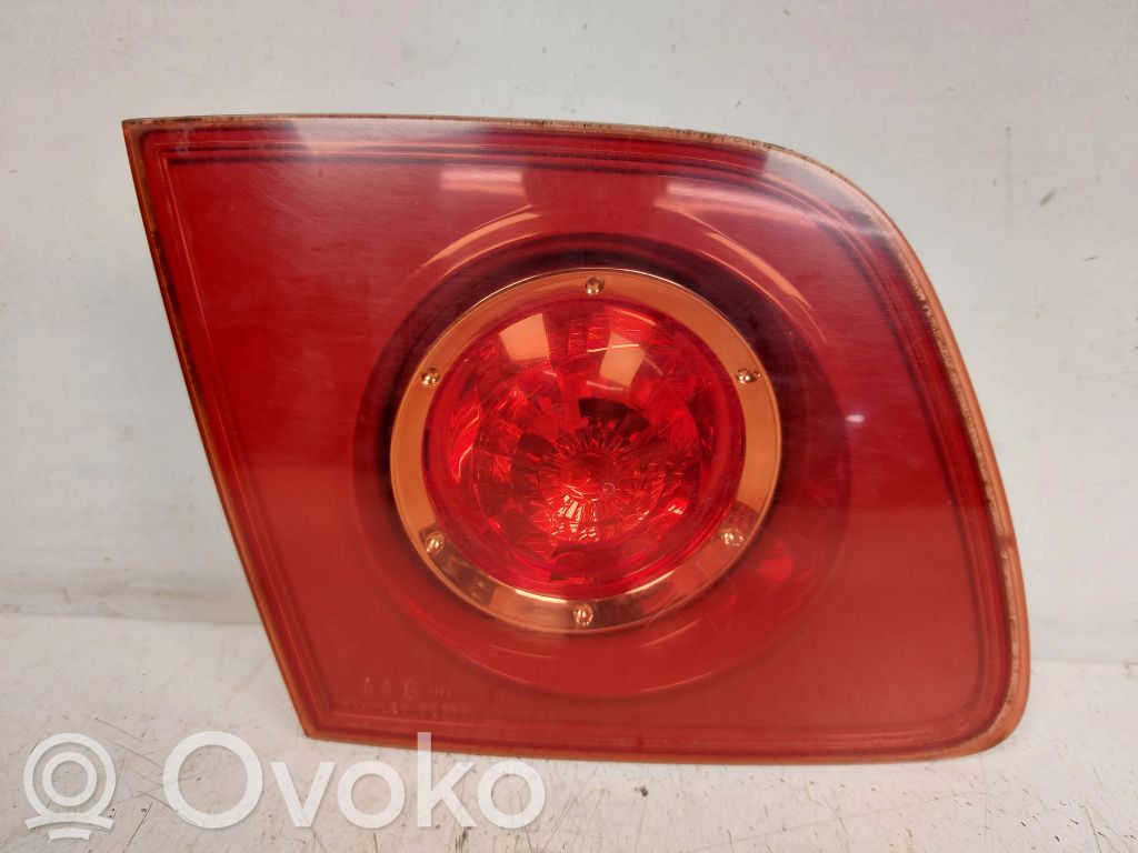 Mazda 3 I Takaluukun takavalot 